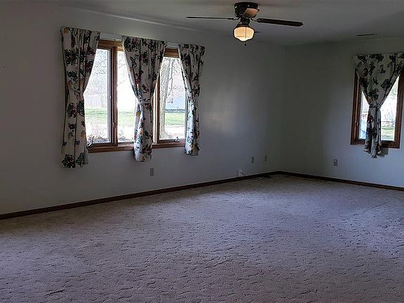 4th image of 1714 SW 72nd Ter