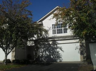 1012 Juniper Ct, Shakopee, MN 55379