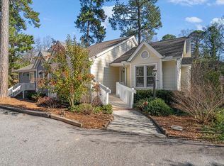 1424 Mapleside Ct, Raleigh, NC 27609