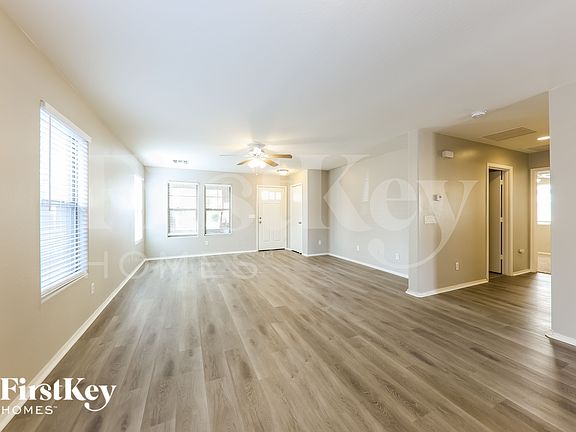 5th image of 14088 W Larkspur Dr