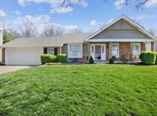 1727 Tralee Ln, Ballwin, MO 63021