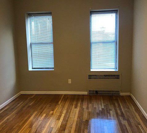 4th image of 2598 36th St APT 5H
