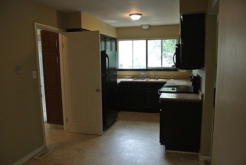 5th image of 3026 N Osceola Ln