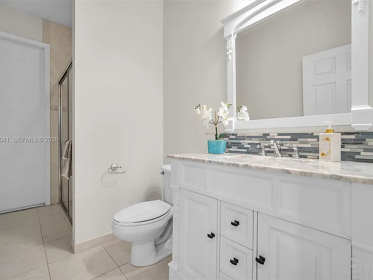 16310 Paddock Ln — Photo 36