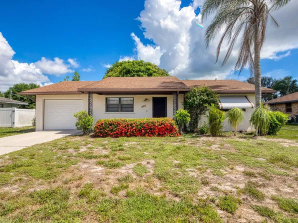 325 SE Bayview Terrace, Port St Lucie, FL 34983