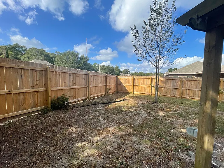 6716 Barnwood Dr — Photo 25