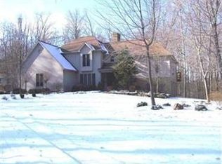 632 Warner Rd SE, Brookfield, OH 44403