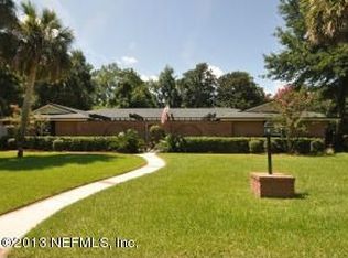 2848 Village Grove Dr S, Jacksonville, FL 32257