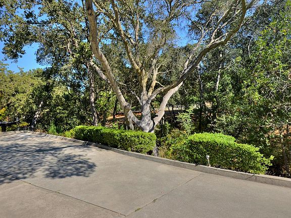 5th image of 18601 Blythswood Dr #B