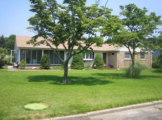 26 Further Ln, Riverhead, NY 11901