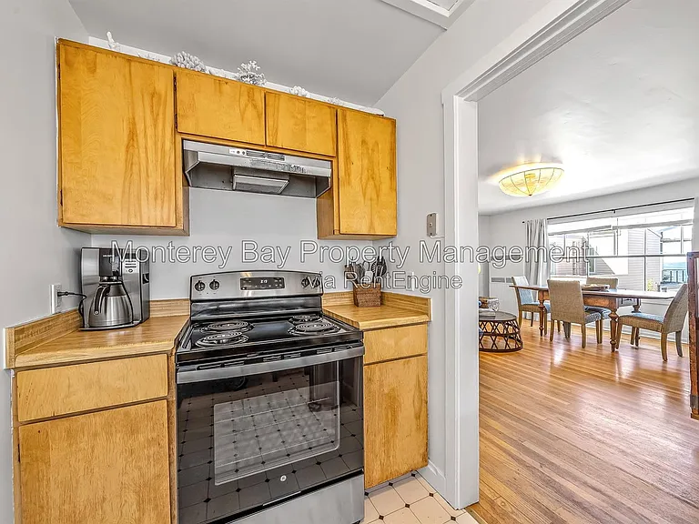 731 Mermaid Ave — Photo 11