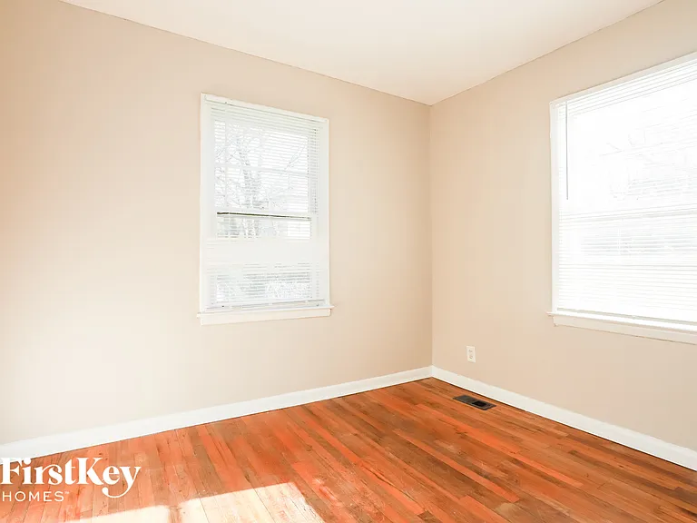 297 Reed St — Photo 9