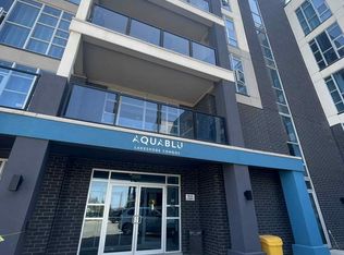 10 Concord Pl #109, Grimsby, ON L3M 0G6