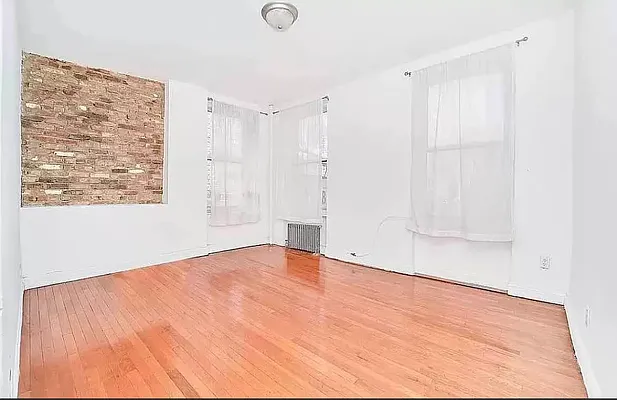 Rented by Compass | media 17