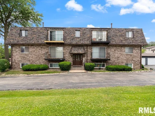 3069 4th St APT 4, Moline, IL 61265