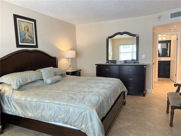 3400 Galt Ocean Dr #203S — Photo 11