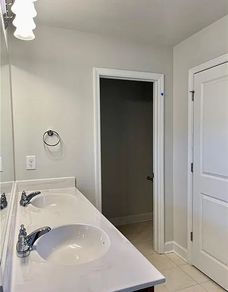 5689 Wheeler Ridge Rd — Photo 19