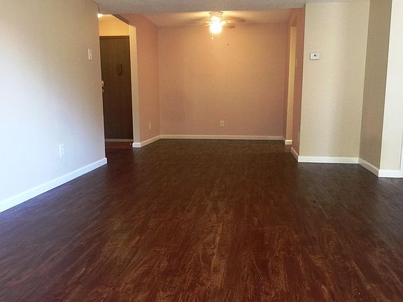 2nd image of 1611 Summer Run Dr Unit 12