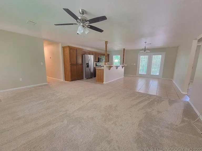 52 Skylark Ln — Photo 3