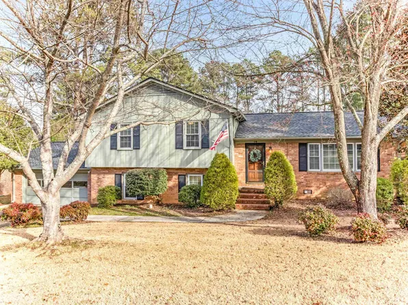 110 Melbourne Ln, Greenville, SC 29615