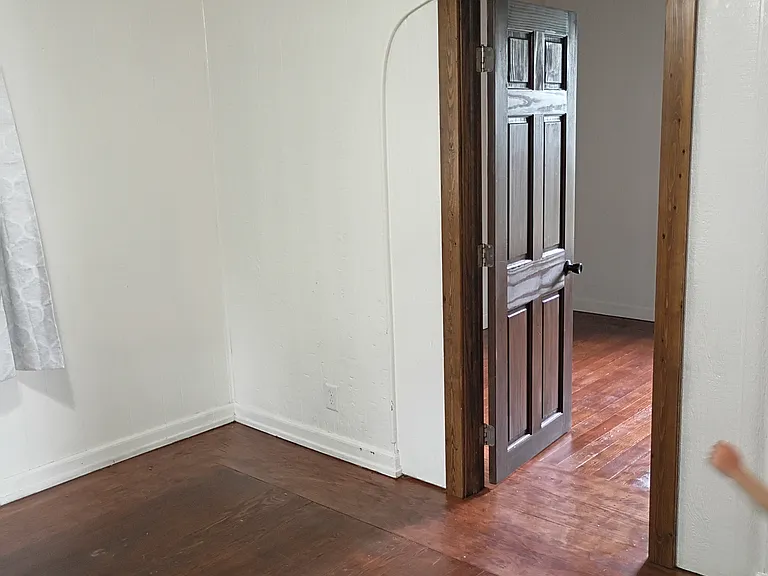 1219 E Market St — Photo 2