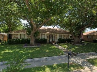 1902 Ann Ave, Carrollton, TX 75006