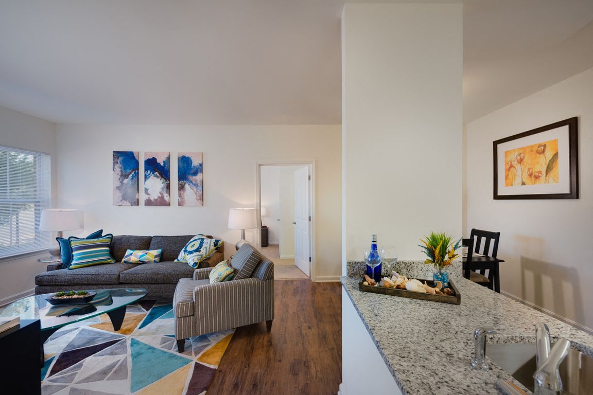 3 Bedroom Living Room