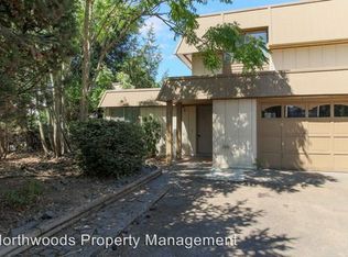 1366 R St, Springfield, OR 97477