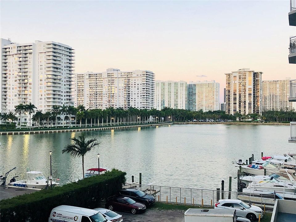 1st image of 18071 Biscayne Blvd APT 302