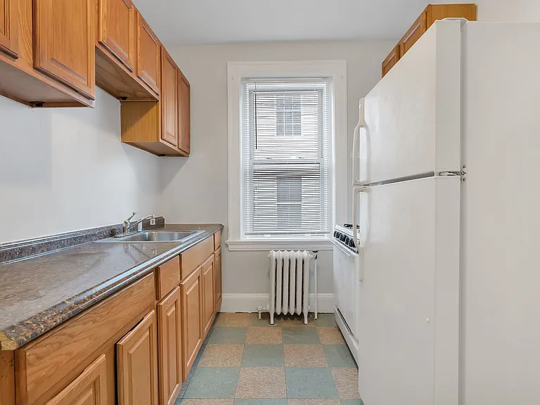 1447 Chapel Street — Photo 12