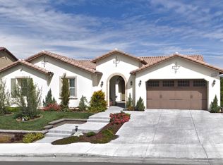 34516 Serdonis St, Temecula, CA 92592