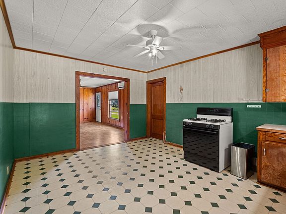 4th image of 353 W Houston River Rd