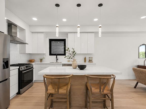 3rd image of 99 Van Horne St #2