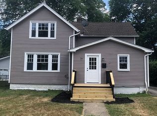 77 Adelbert St, Berea, OH 44017