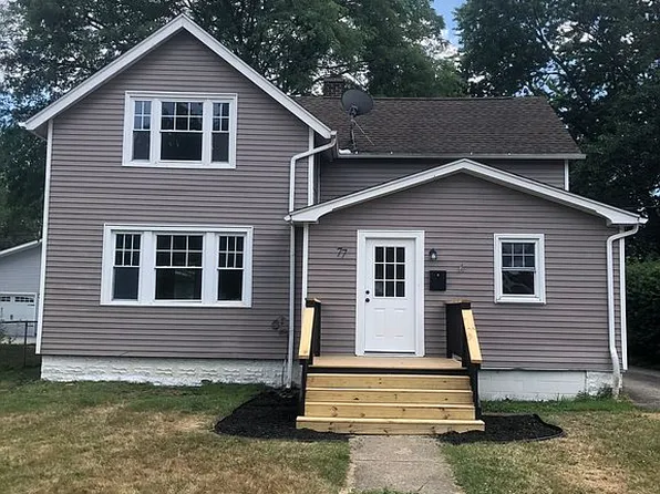 77 Adelbert St, Berea, OH 44017