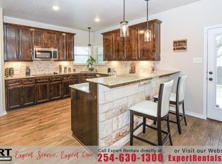 8110R Gold Dr, Killeen, TX 76542