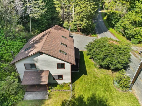 5630 S Bank Rd, Crescent City, CA 95531