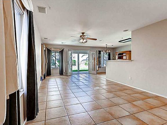 3rd image of 5428 Palisades Quad Ave