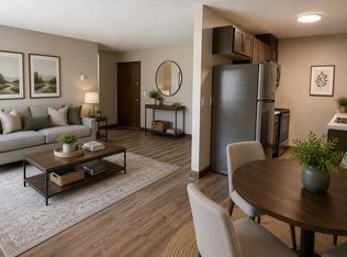 8201 W 30 1/2 St #VT302, Minneapolis, MN 55426