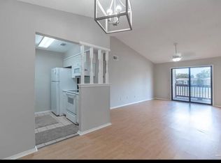 2300 W Michigan Ave APT 24, Pensacola, FL 32526