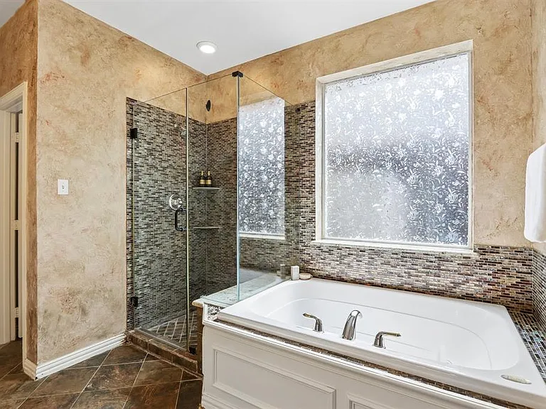 2027 Stonemont Ct — Photo 24