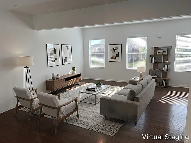 221 Faulk Dr — Photo 2