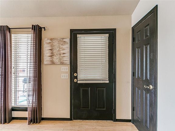 3rd image of 2720 Tealwood Dr