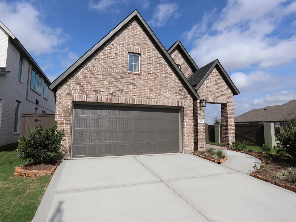 2423 Shallot Ln