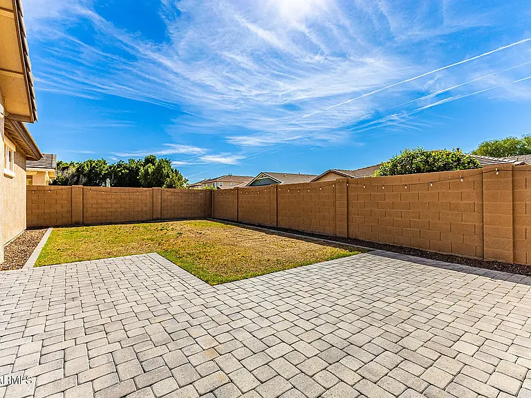 14853 W Pershing St — Photo 12