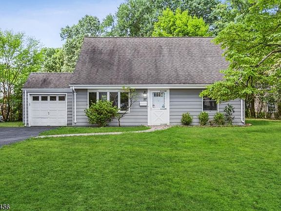2nd image of 57 Fellswood Dr