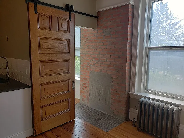 116 N 7th Ave E #1 — Photo 5