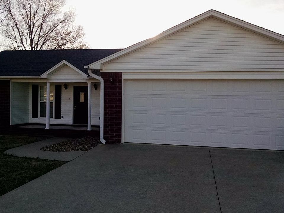 1st image of 166 Myrtle Dr