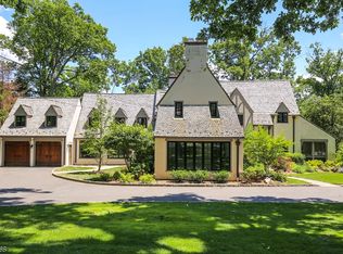 108 Old Chester Rd, Essex Fells, NJ 07021