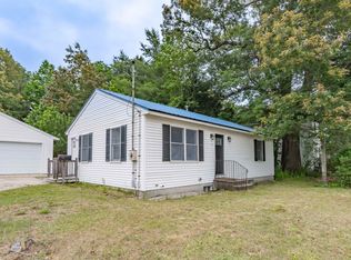 172 Village St, Concord, NH 03303